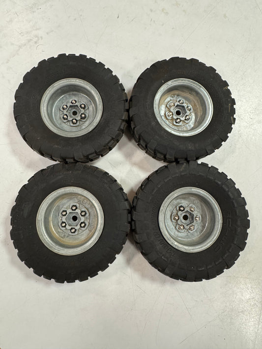 Gmade 1.9 Steel Wheels w/ RC4WD Mud Plugger 1.9 Tires